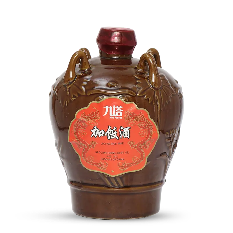항아리에 담긴 1.5L 지아판 와인 항아리에 담긴 1.5L 지아판 와인